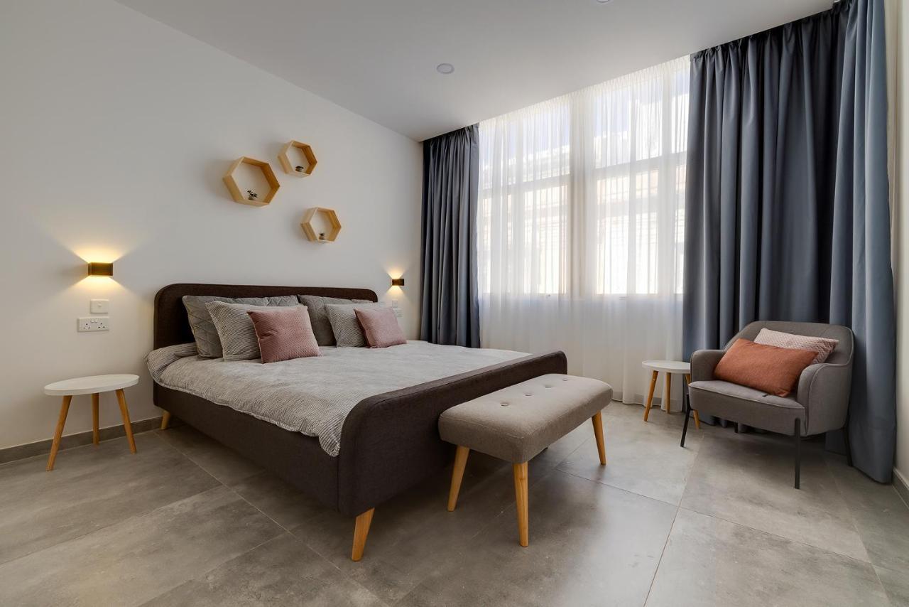 Perfect Location, Modern 2Br Apartment Sliema Exterior photo