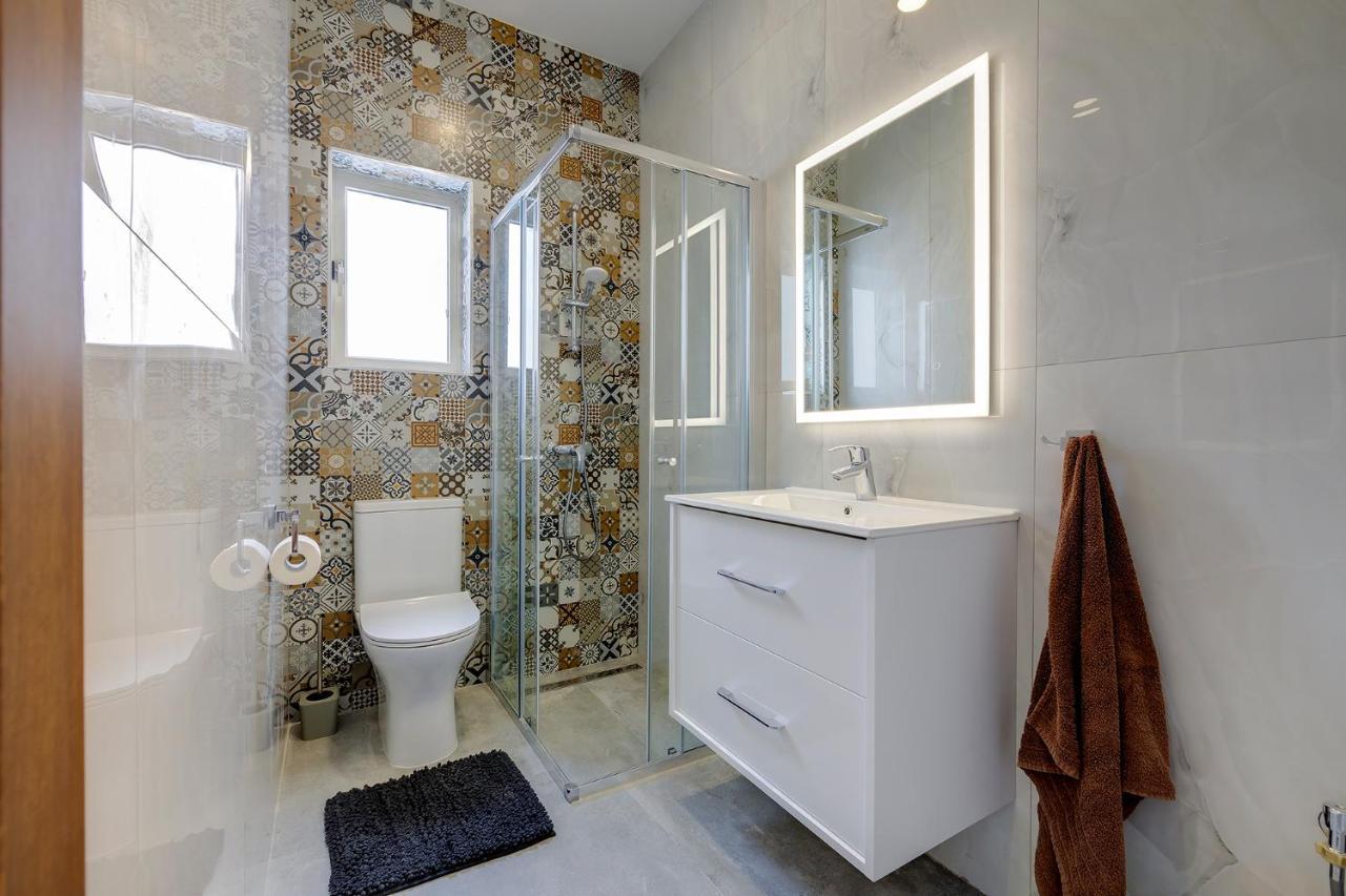 Perfect Location, Modern 2Br Apartment Sliema Exterior photo